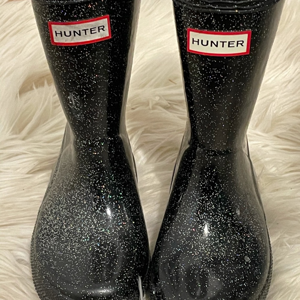 Sold❌Toddler hunter Boots